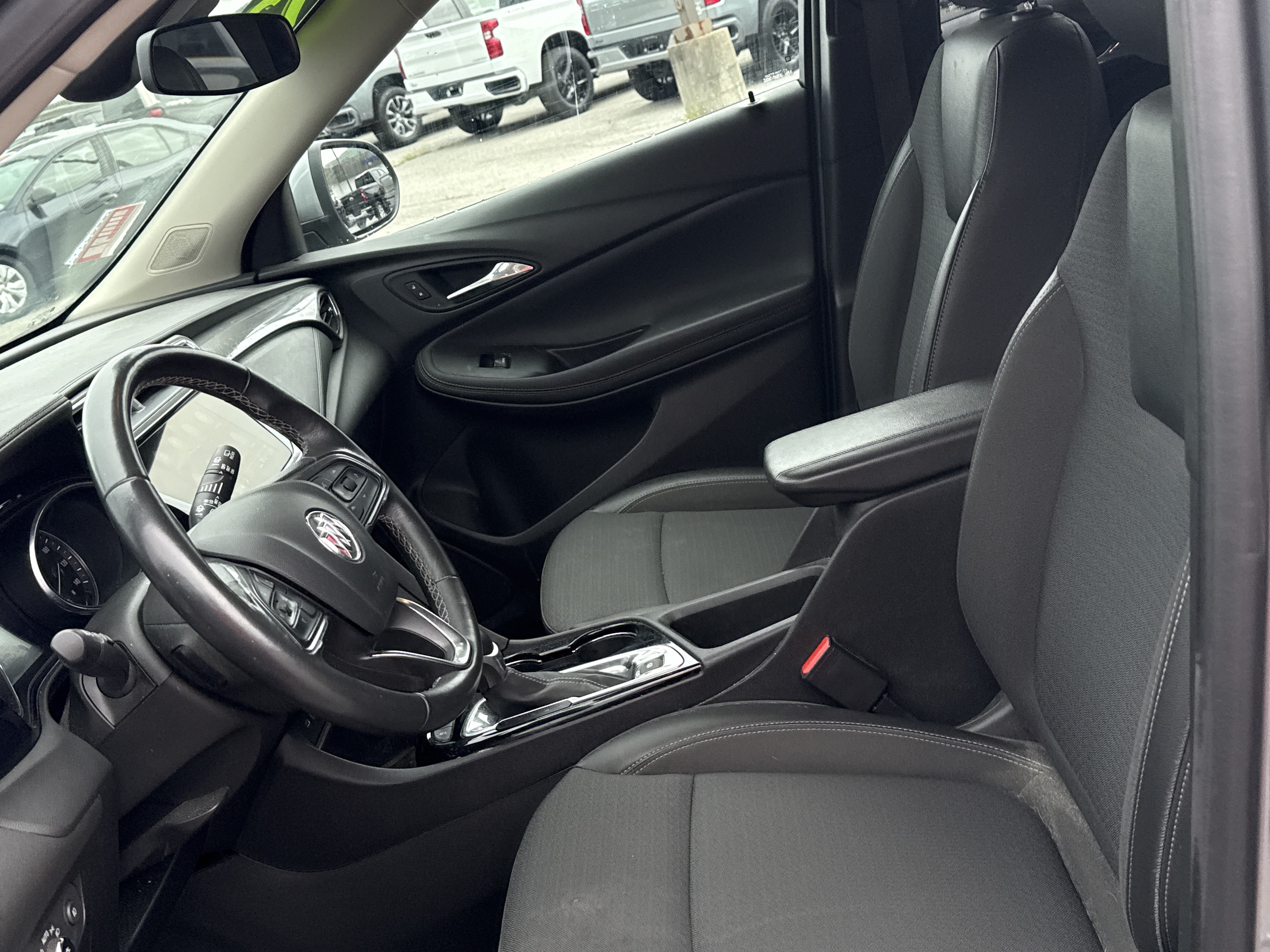 Used 2023 Buick Encore GX Select w/ Sport Touring Package FWD image 11