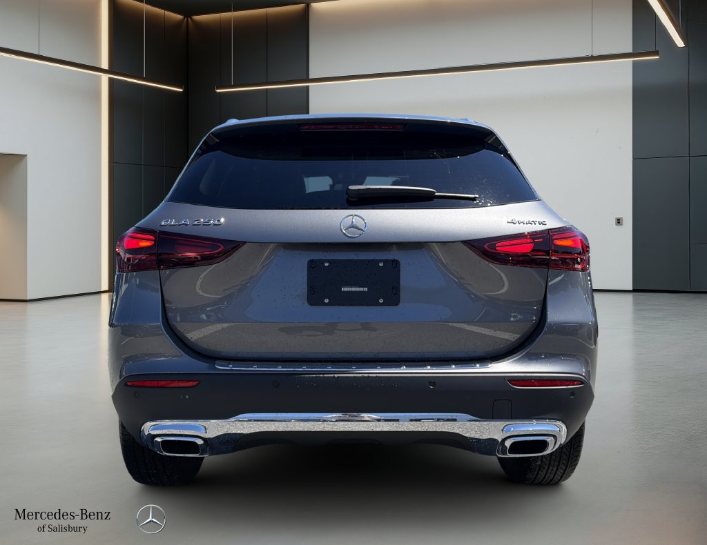 New 2026 Mercedes-Benz GLA 250 4MATIC image 5