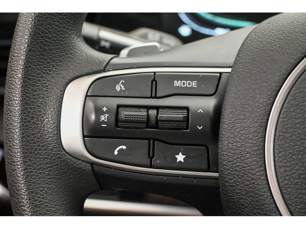 Used 2023 Kia Sportage LX image 34