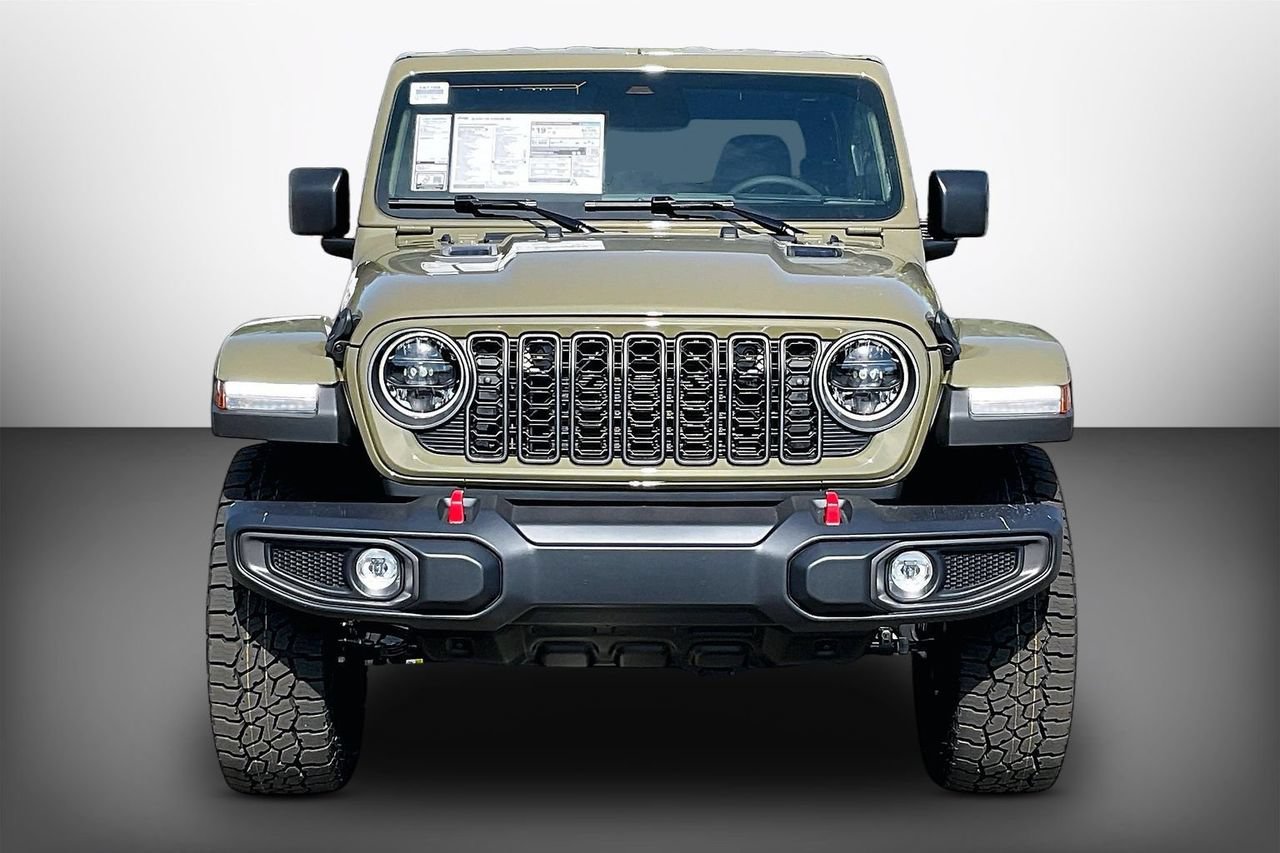 New 2026 Jeep Gladiator Rubicon w/ Steel Power Dome Hood Package AWD/4WD image 3
