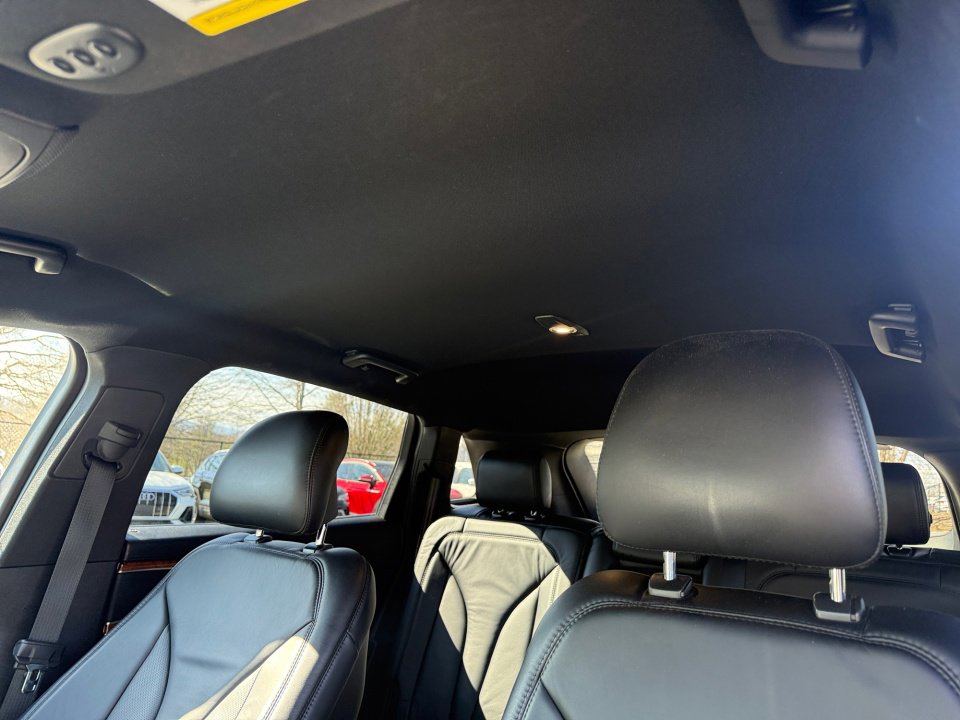 Used 2016 Lincoln MKX Select w/ Select Plus Package image 25