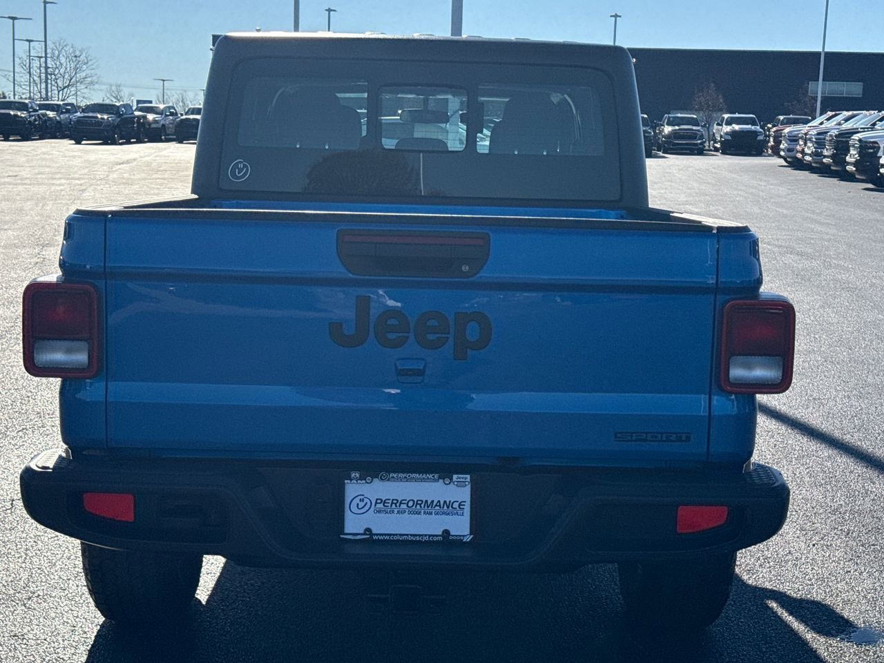 Used 2020 Jeep Gladiator Sport image 4