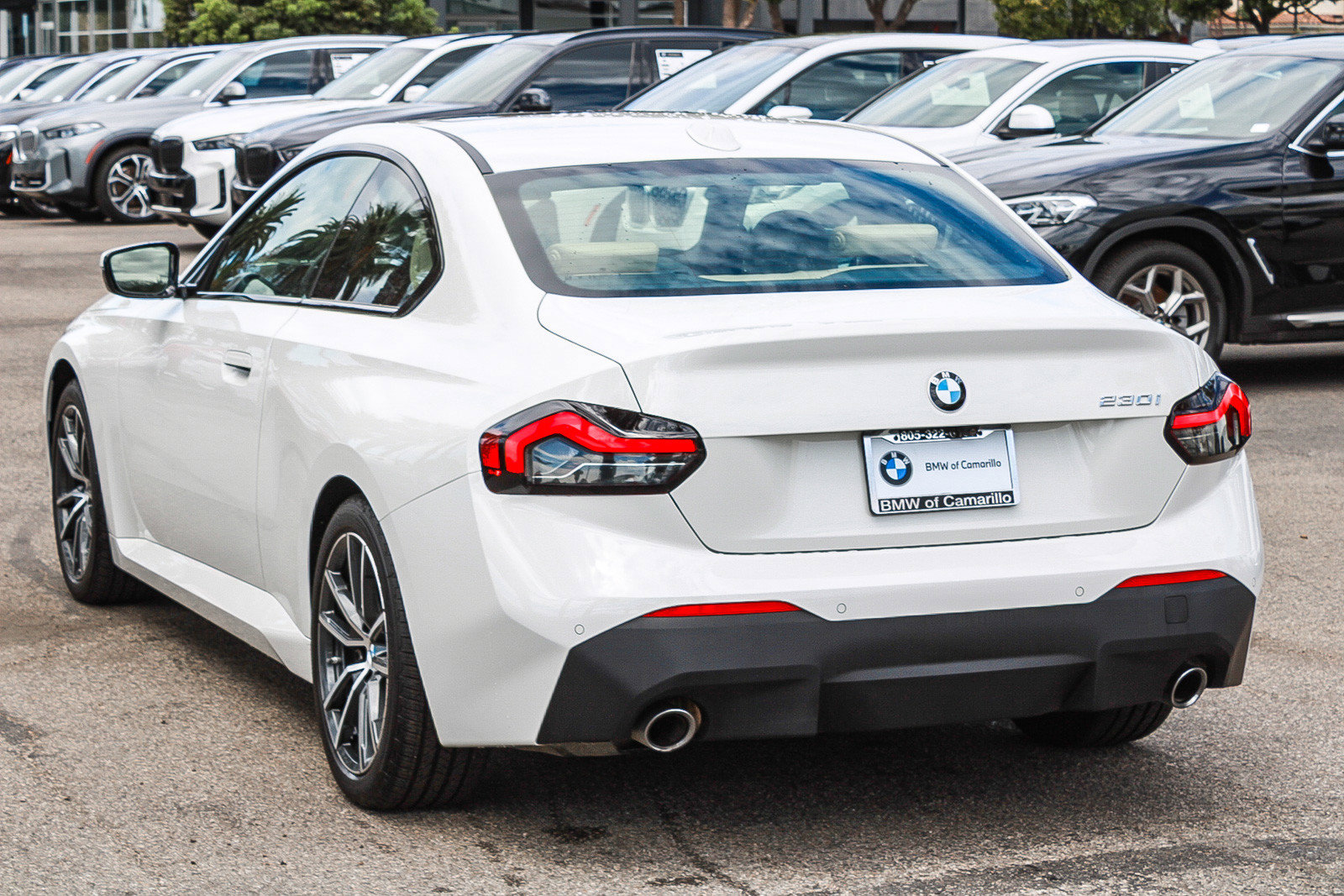 Used 2026 BMW 230i Coupe w/ Convenience Package RWD image 4