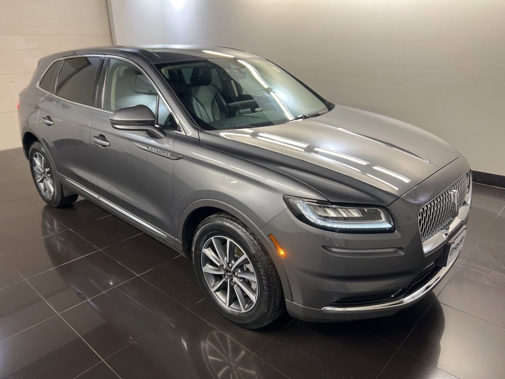 Certified 2022 Lincoln Nautilus AWD image 1