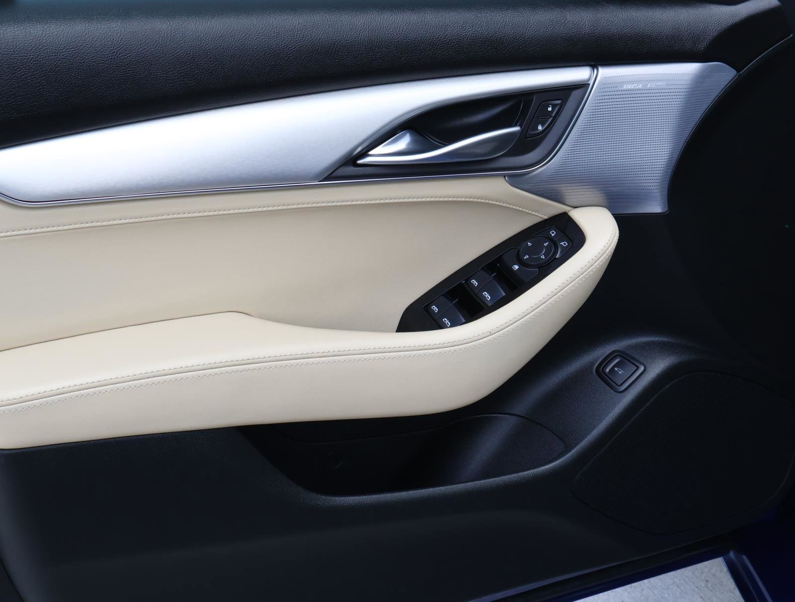 Certified 2024 Cadillac CT5 Luxury w/ Sun And Sound Package image 21