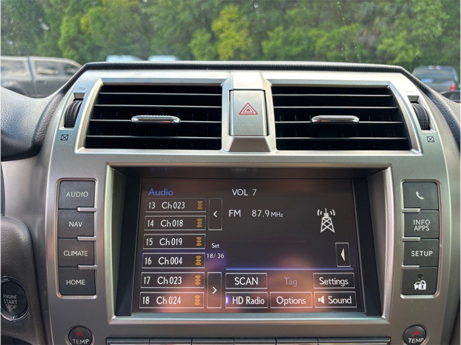 Used 2018 Lexus GX 460 Premium w/ Premium Package AWD/4WD image 28