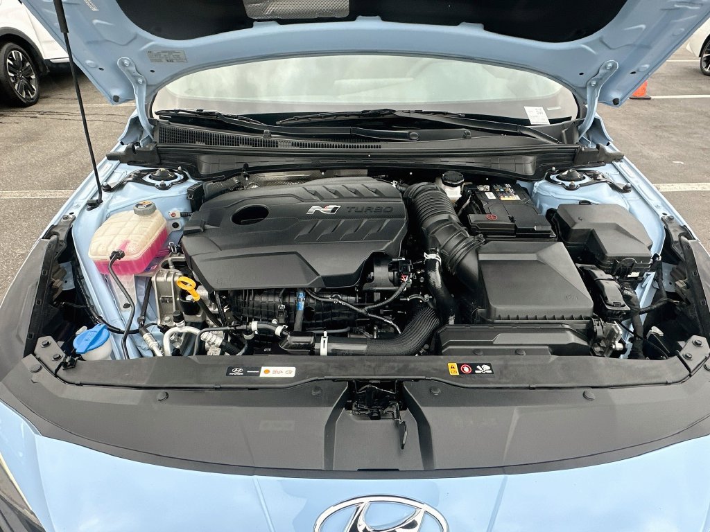 Used 2022 Hyundai Elantra N FWD image 31