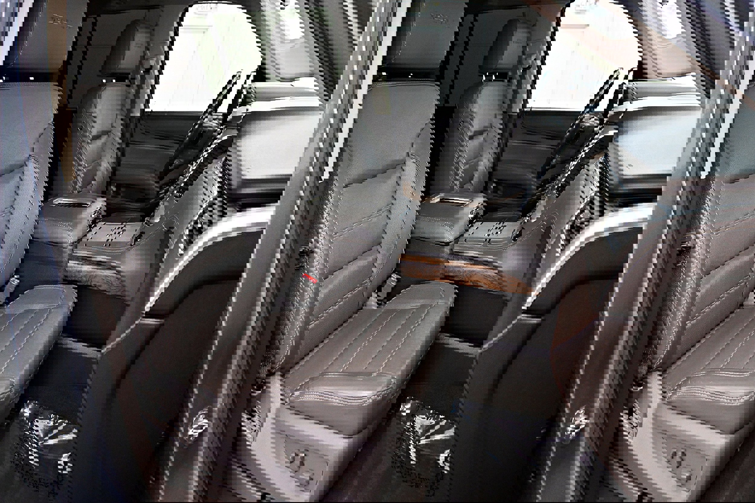 Used 2018 GMC Yukon XL Denali w/ Denali Ultimate Package image 29