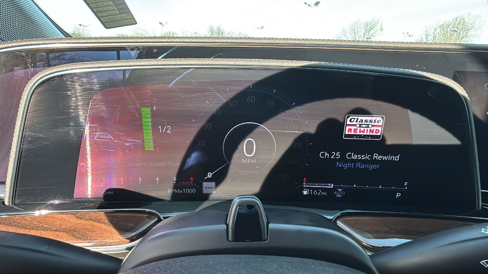 Certified 2024 Cadillac Escalade ESV Premium Luxury Platinum w/ Heavy-Duty Trailer Package image 14