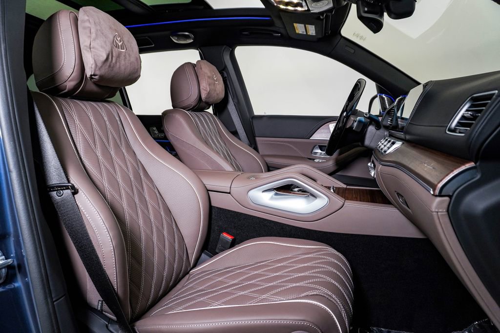 Used 2026 Mercedes-Benz Maybach GLS 600 4MATIC image 18