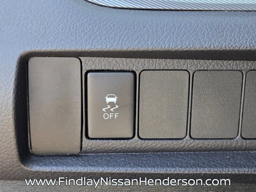 Used 2018 Toyota Sienna SE Premium w/ Carpet Mat Package FWD image 26