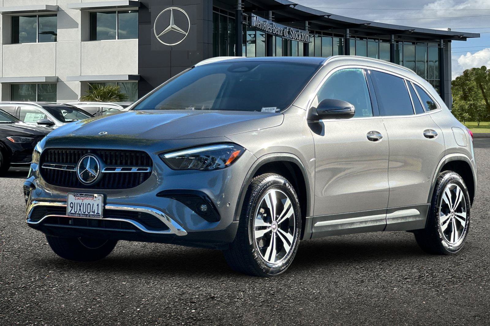 Certified 2025 Mercedes-Benz GLA 250 image 8