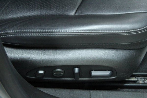 Used 2019 Buick LaCrosse Premium image 10