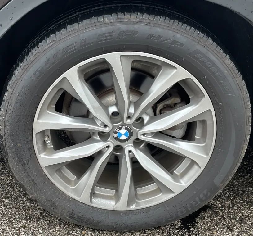 Used 2019 BMW X3 xDrive30i w/ Driving Assistance Package image 12