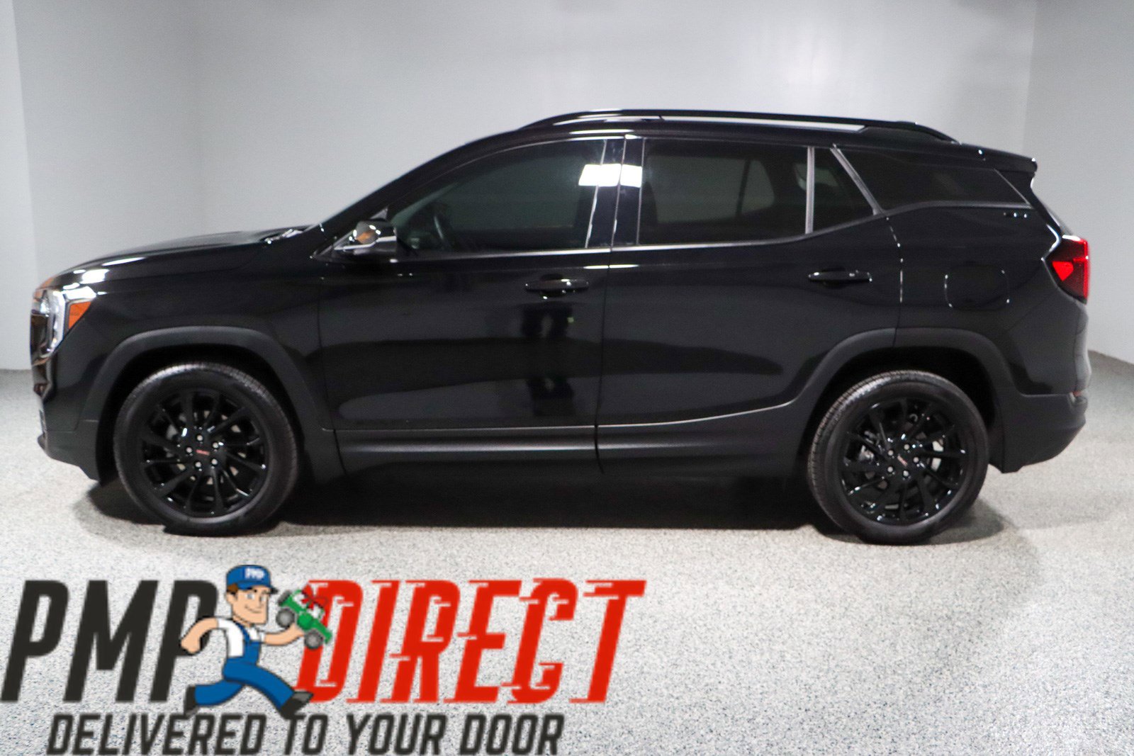 Used 2023 GMC Terrain SLT w/ Elevation Edition image 10