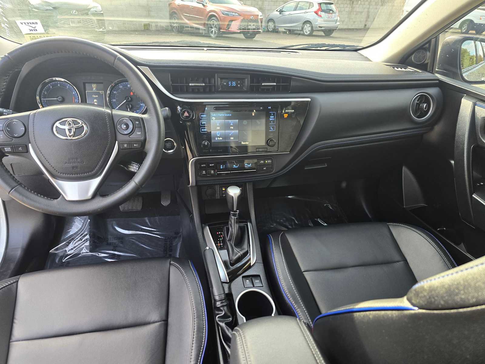 Used 2017 Toyota Corolla XSE image 20