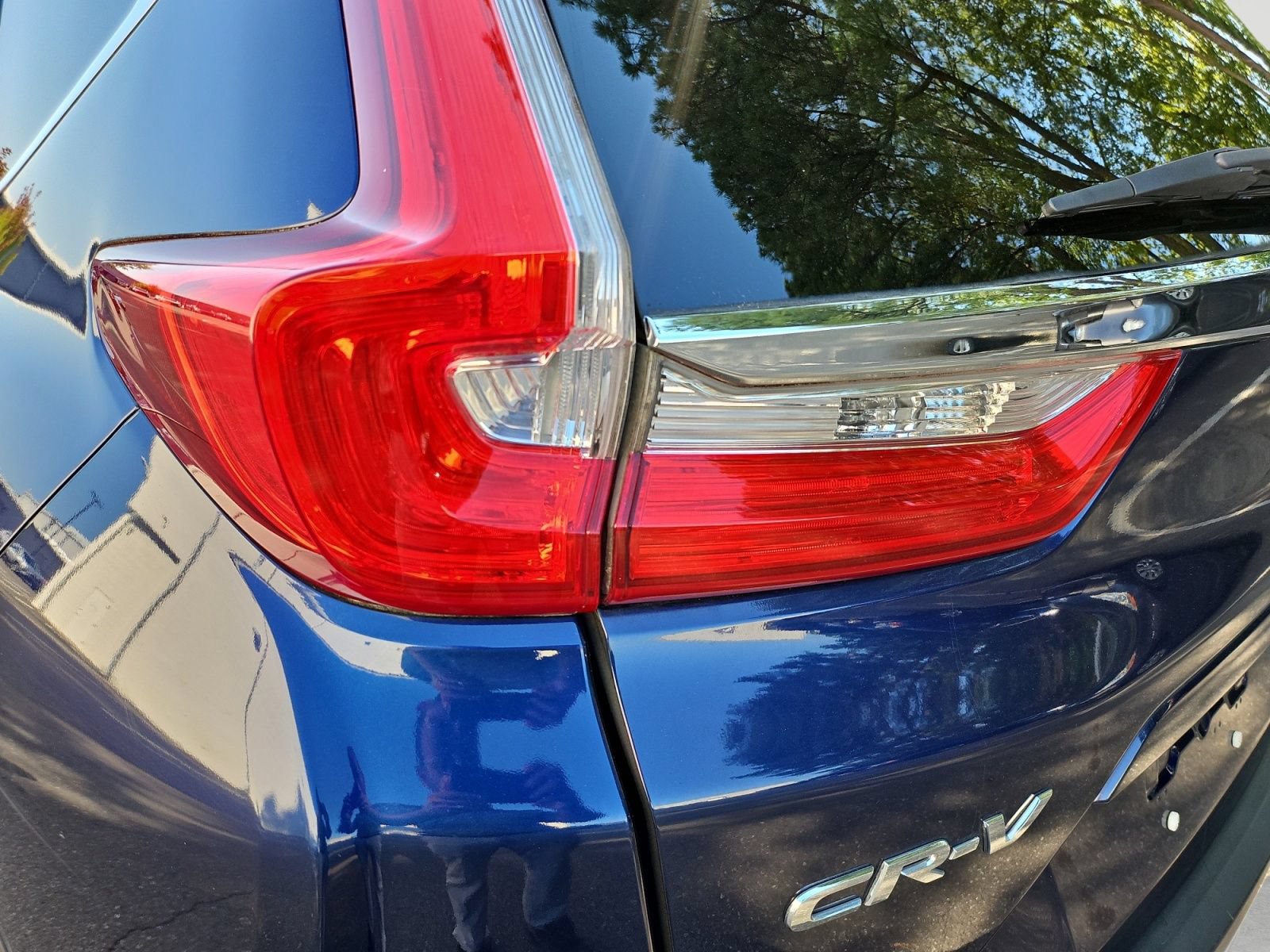 Used 2017 Honda CR-V EX-L image 18