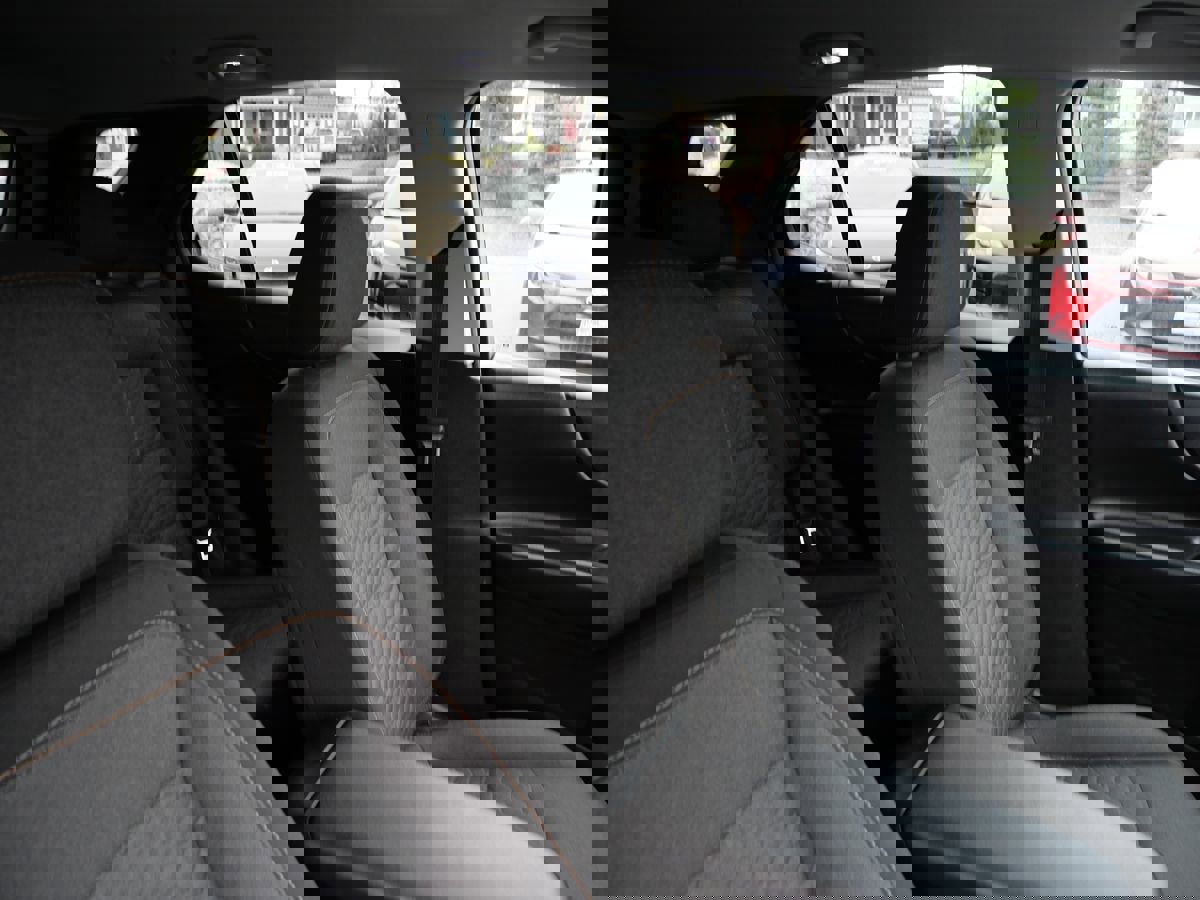 Used 2020 Chevrolet Equinox LT image 30