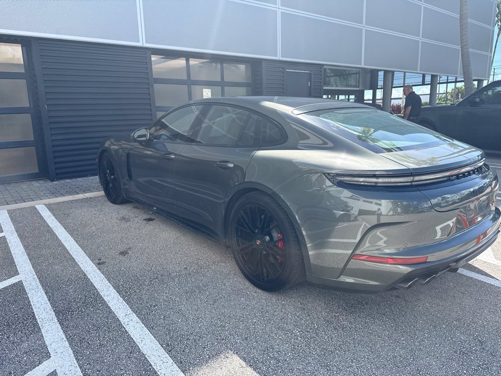 Certified 2026 Porsche Panamera GTS AWD/4WD image 6