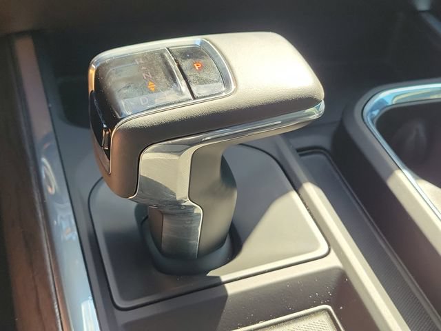 Certified 2024 Chevrolet Silverado 1500 LTZ AWD/4WD image 33