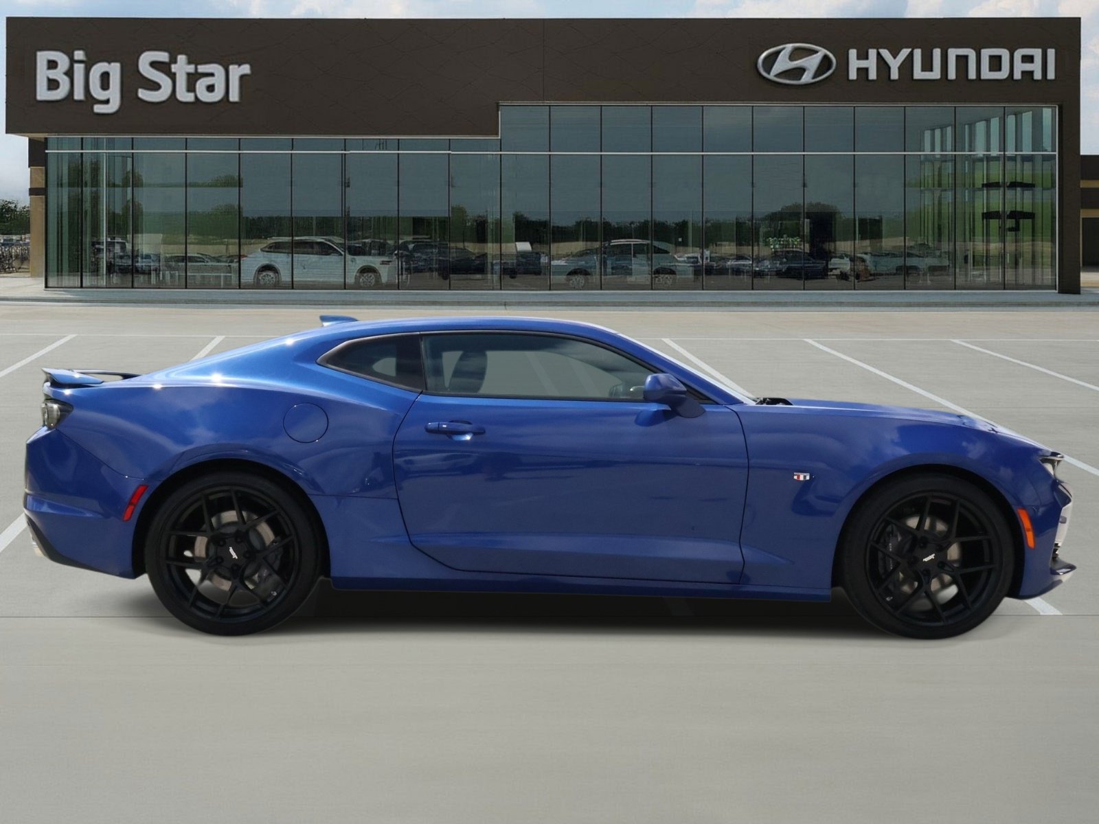 Used 2023 Chevrolet Camaro SS RWD image 5