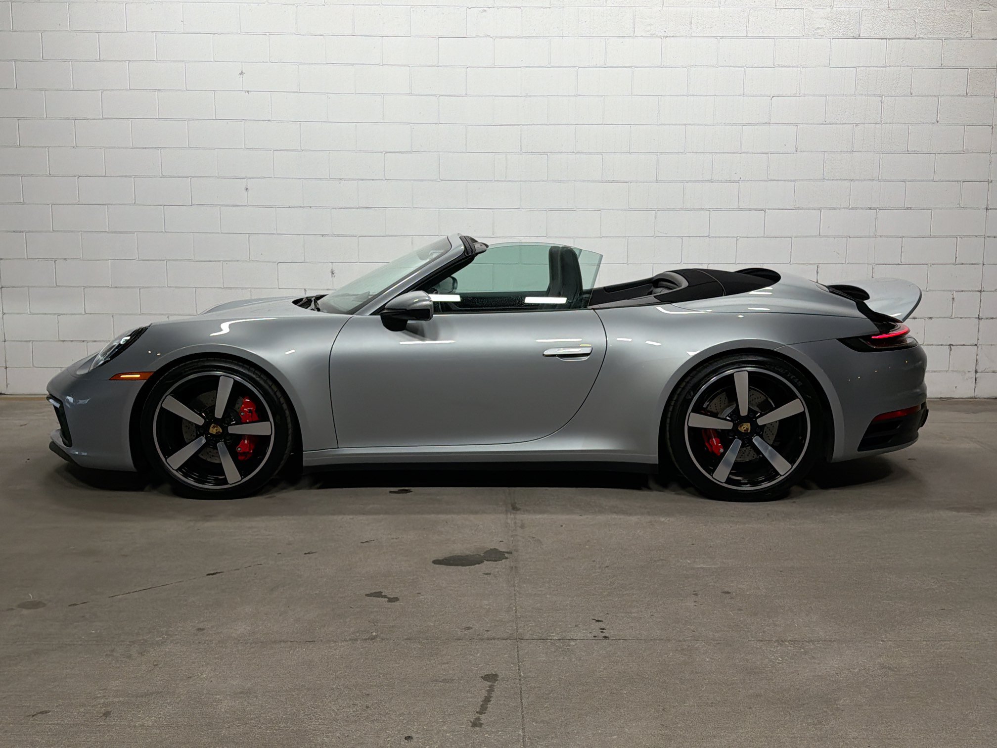 Certified 2021 Porsche 911 Carrera 4S AWD/4WD image 24