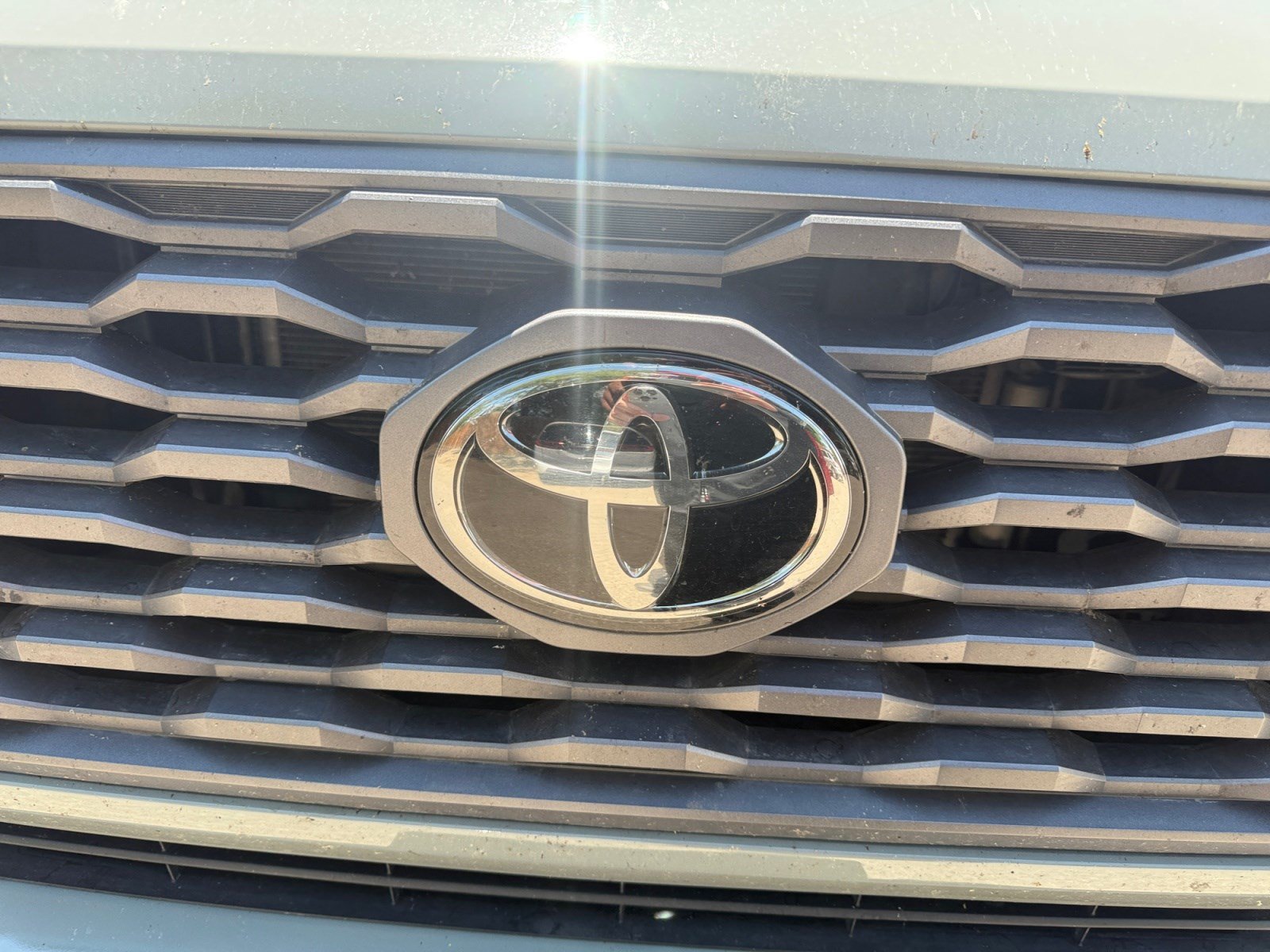 Used 2022 Toyota Tacoma TRD Off-Road w/ Truck Exterior Package (TMS) AWD/4WD image 22