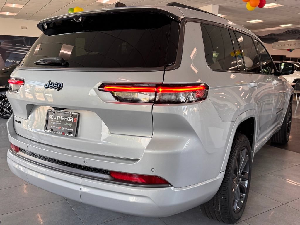 New 2026 Jeep Grand Cherokee L Limited AWD/4WD image 8