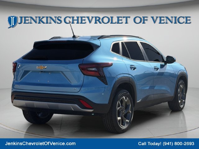New 2026 Chevrolet Trax LT w/ Sunroof Package FWD image 4
