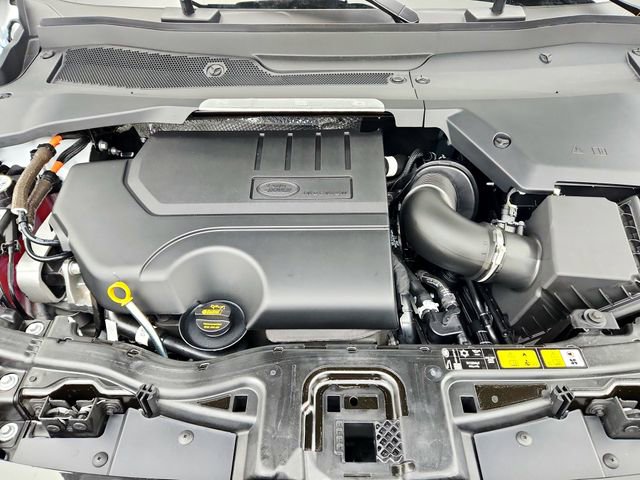 Certified 2025 Land Rover Discovery Sport S image 33