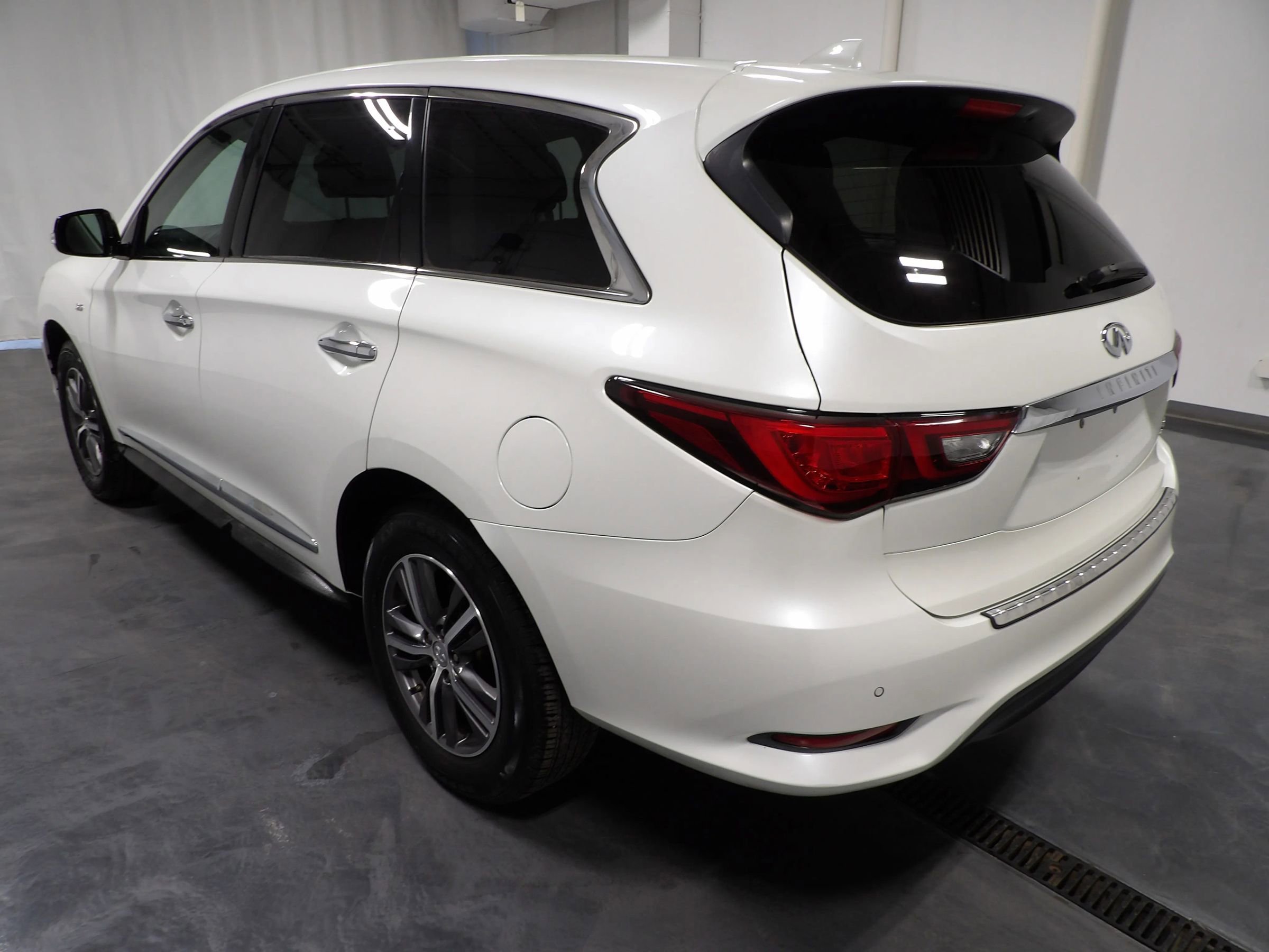 Used 2019 INFINITI QX60 Pure image 7