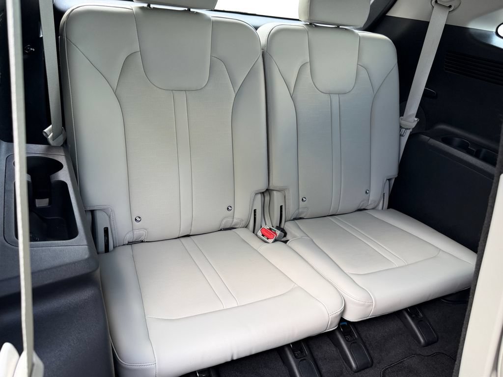 Used 2025 Kia Sorento S AWD/4WD image 10