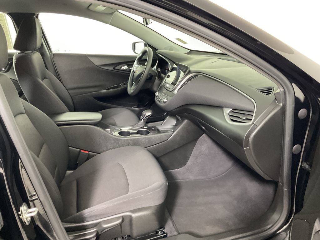 Used 2023 Chevrolet Malibu LS FWD image 24