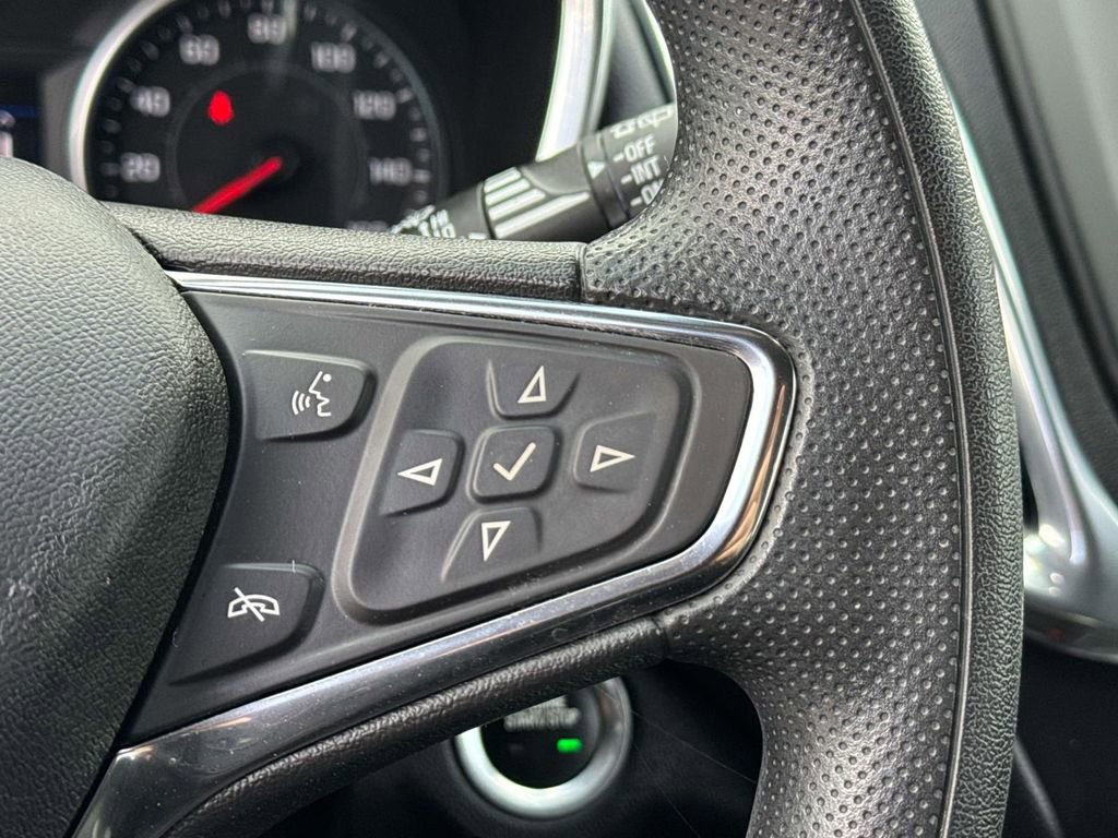 Used 2021 Chevrolet Equinox LT FWD image 9