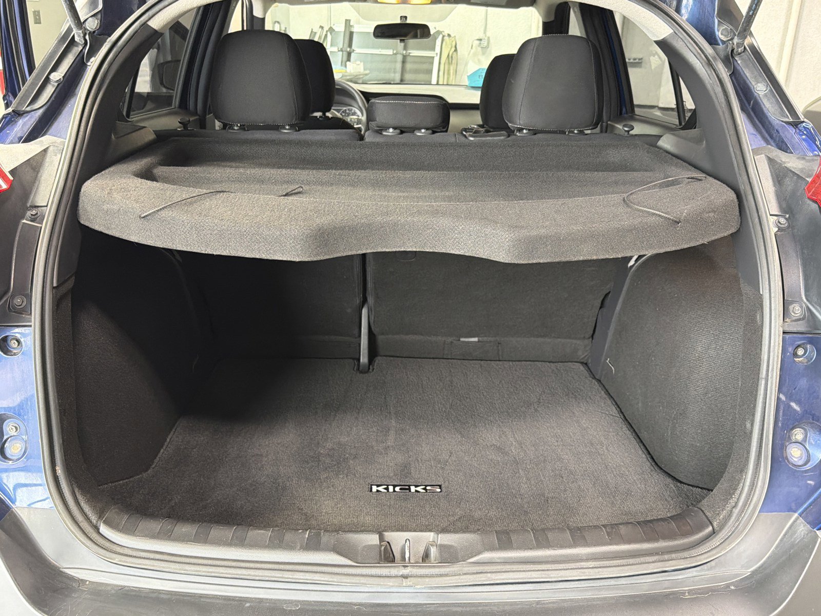 Used 2019 Nissan Kicks SV FWD image 19