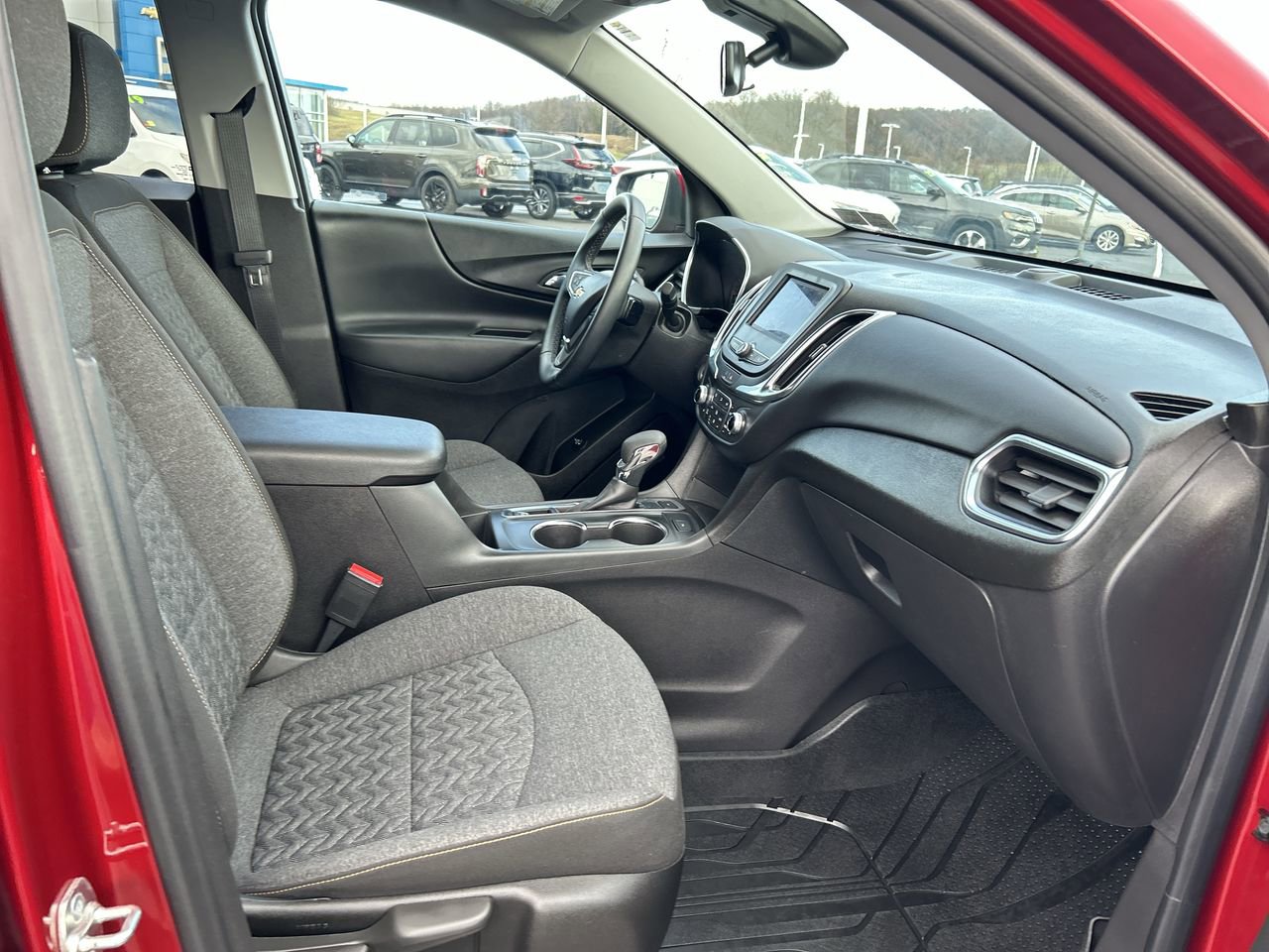 Used 2024 Chevrolet Equinox LT image 14
