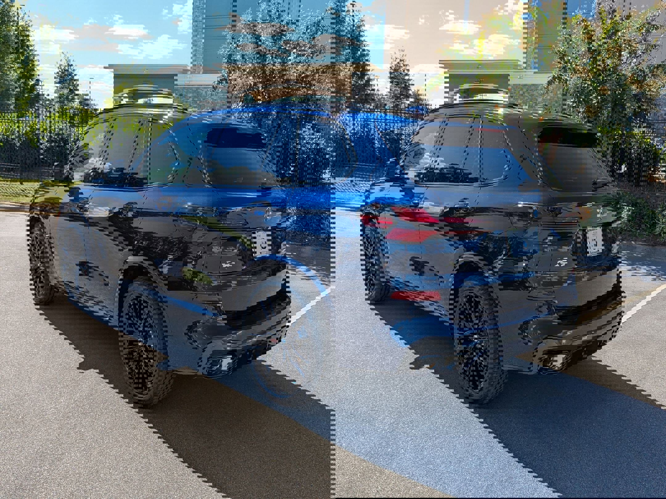 New 2026 BMW X5 xDrive40i w/ M Sport Package image 5