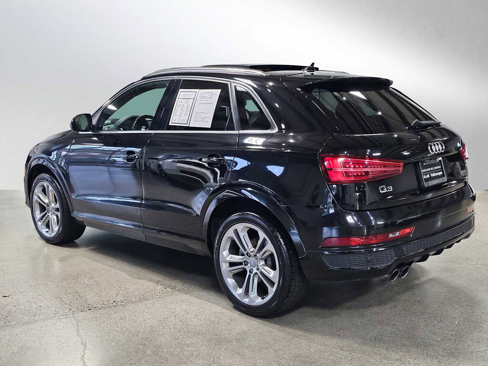Used 2016 Audi Q3 2.0T Prestige w/ Prestige Package image 5
