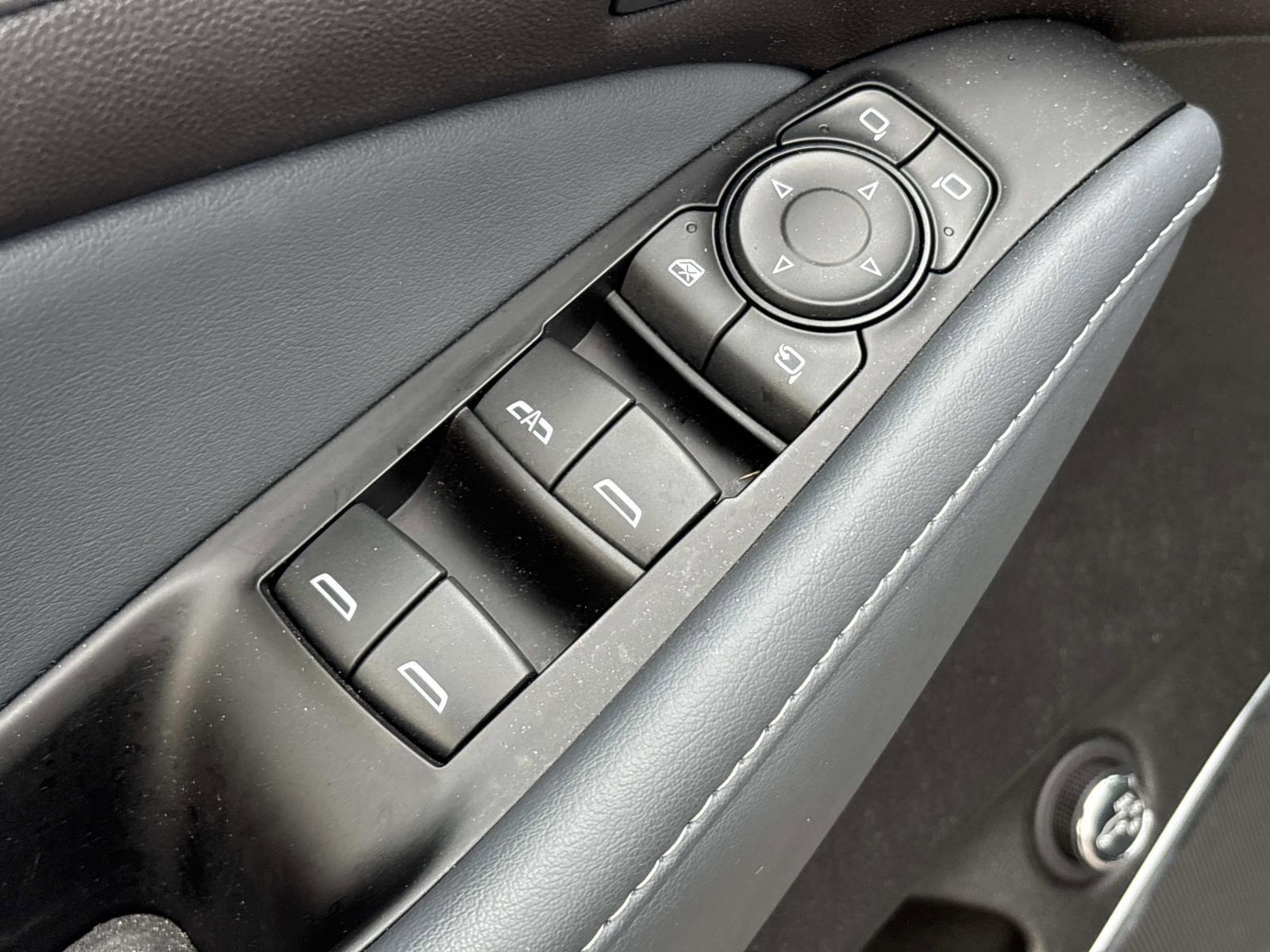 Used 2023 Buick Enclave Premium w/ Experience Buick Package image 14