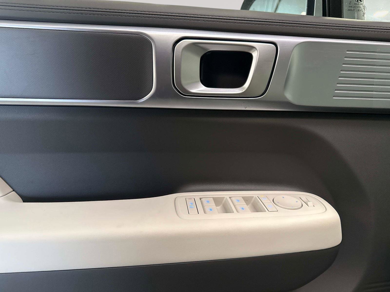 New 2026 Hyundai Santa Fe SE AWD/4WD image 19
