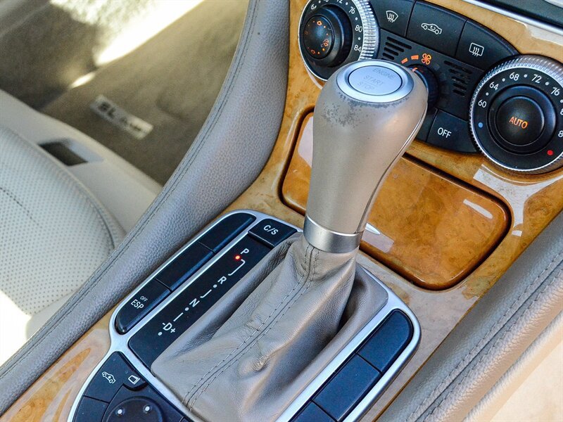 Used 2006 Mercedes-Benz SL 500 image 24