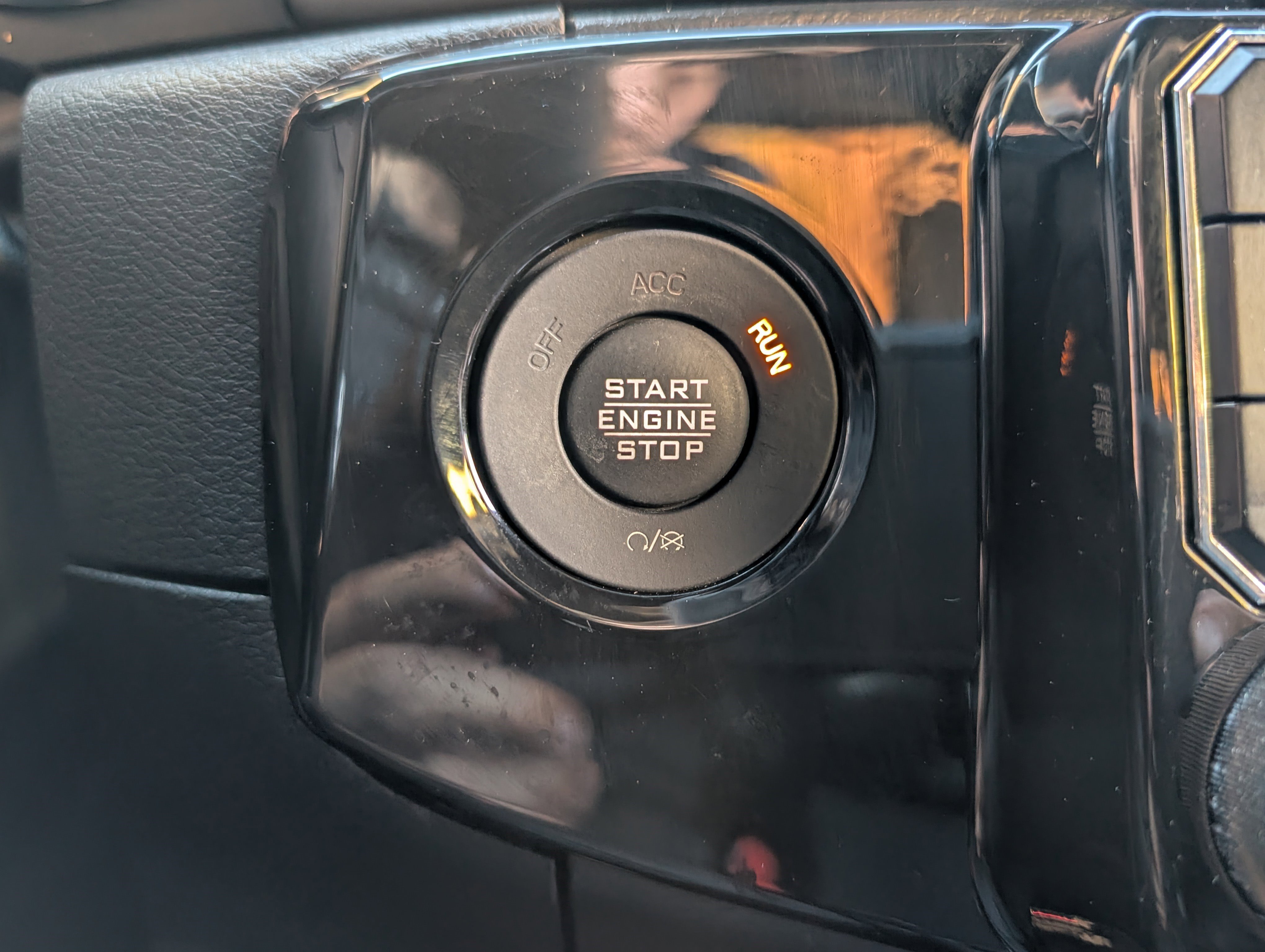 Used 2023 Jeep Gladiator Willys image 31