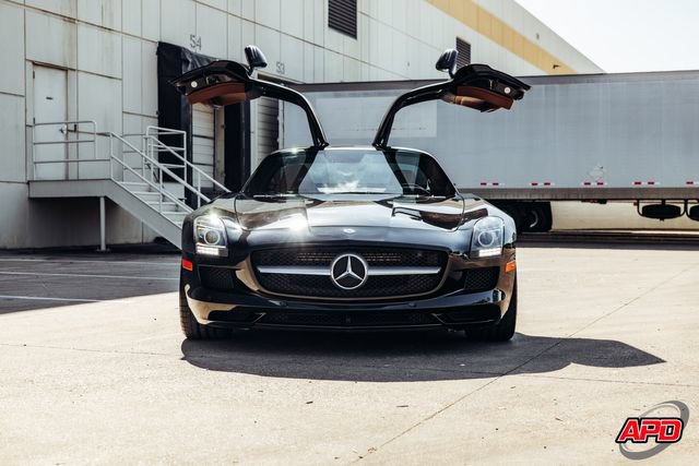 Used 2012 Mercedes-Benz SLS AMG Coupe image 32
