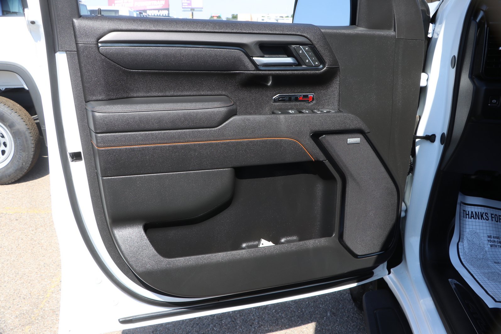 Used 2025 GMC Sierra 1500 AT4 w/ AT4 Premium Package AWD/4WD image 10