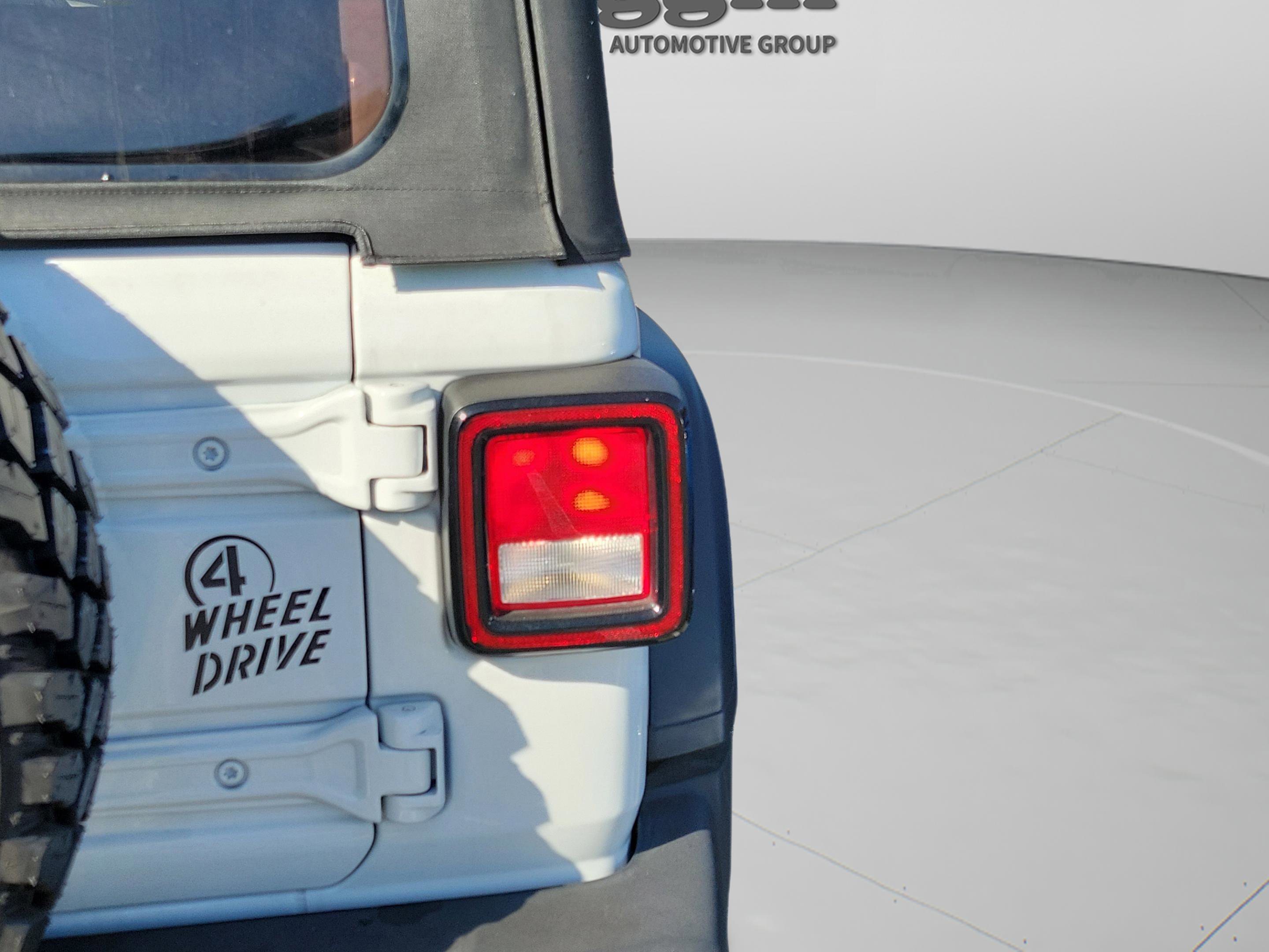 Used 2023 Jeep Wrangler Unlimited Sport AWD/4WD image 19