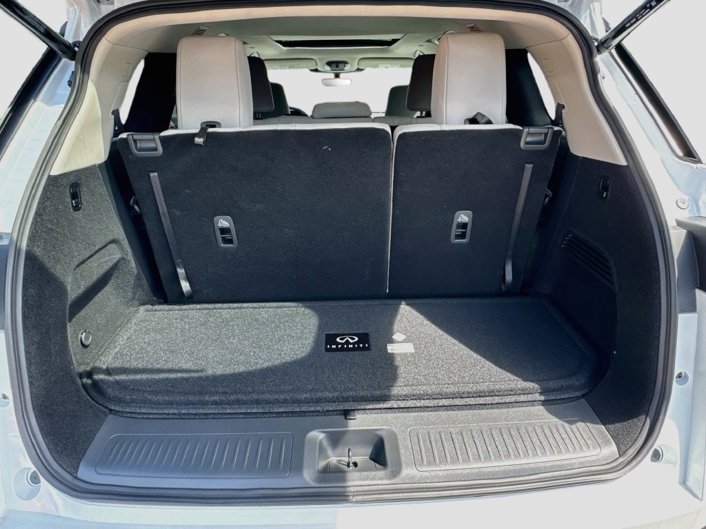 New 2027 INFINITI QX60 Luxe w/ Cargo Package FWD image 28