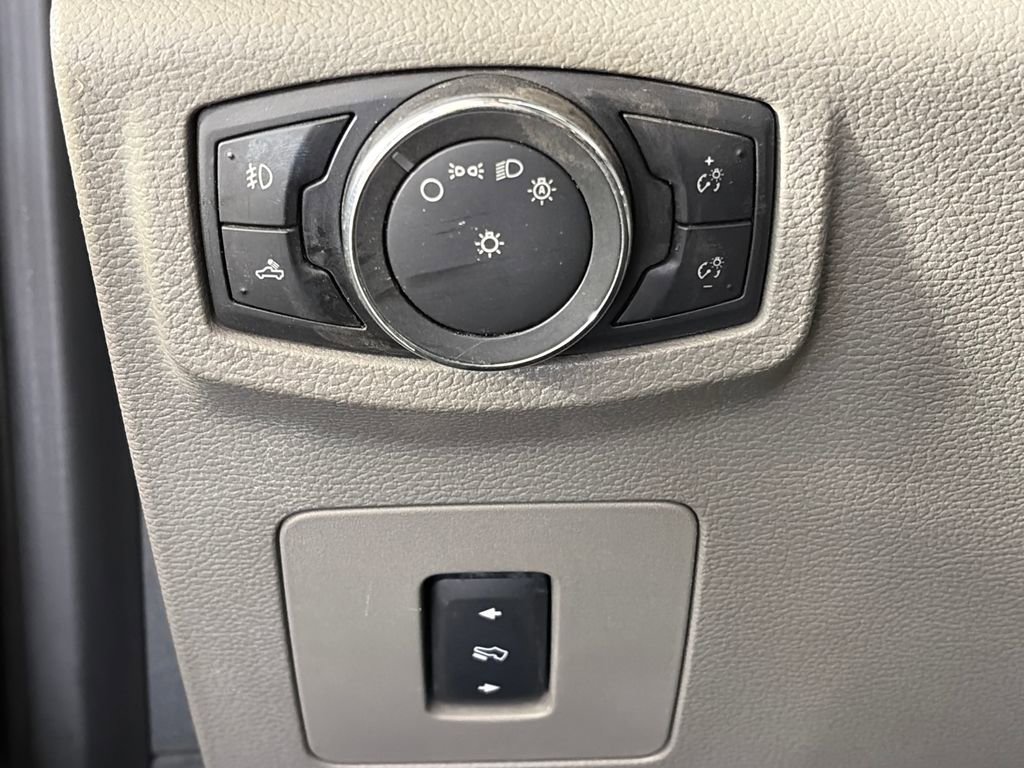 Used 2015 Ford F150 XLT w/ Equipment Group 302A Luxury image 24