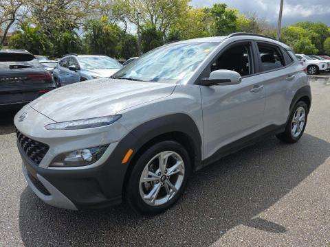 Used 2023 Hyundai Kona SEL w/ Cargo Package FWD image 1