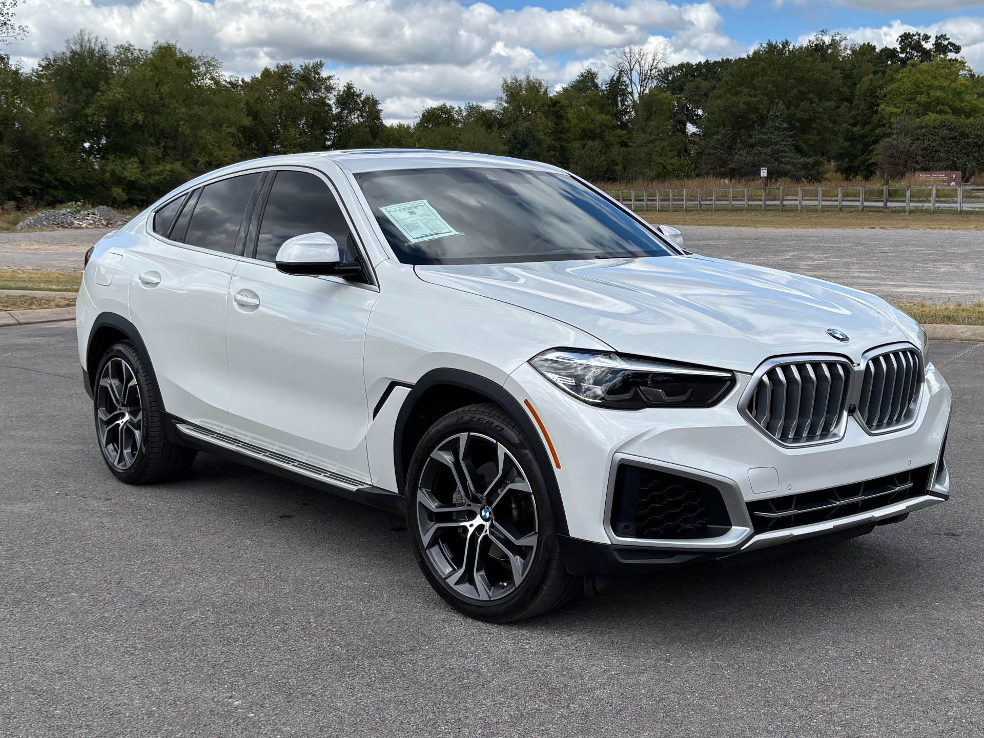 Used 2022 BMW X6 xDrive40i w/ Premium Package