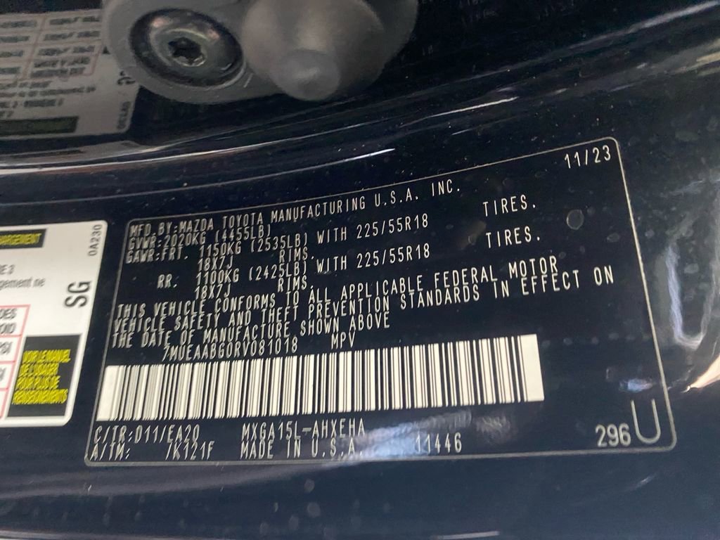 Used 2024 Toyota Corolla Cross XLE image 17